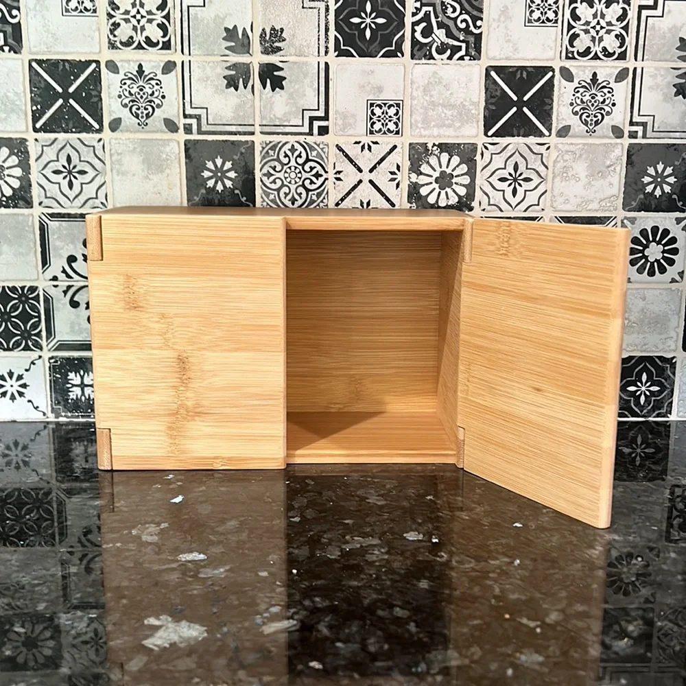 NWT vanity organizer